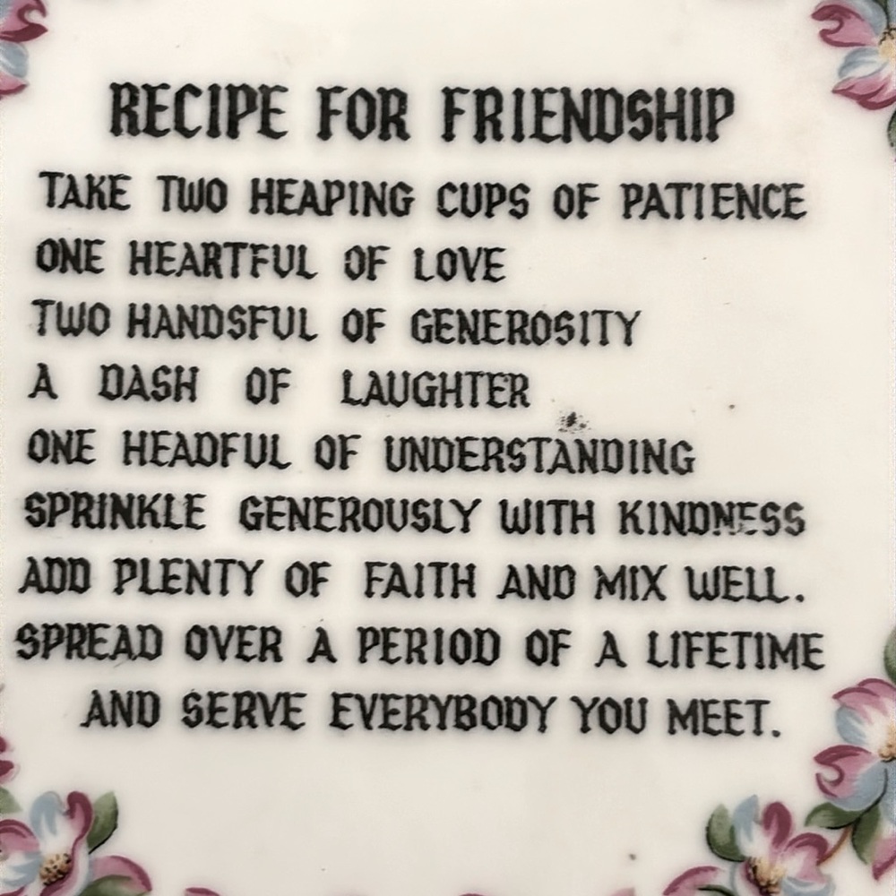 Vintage FRIENDSHIP poem collector plate with Gold Trim